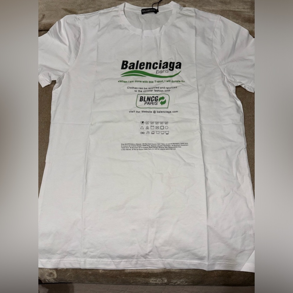 Balenciaga brand new 3XL T shirt
